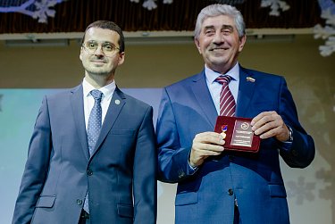 Сергей Грачев: «Цели профсоюзов и регионального парламента совпадают – улучшение качества жизни оренбуржцев»